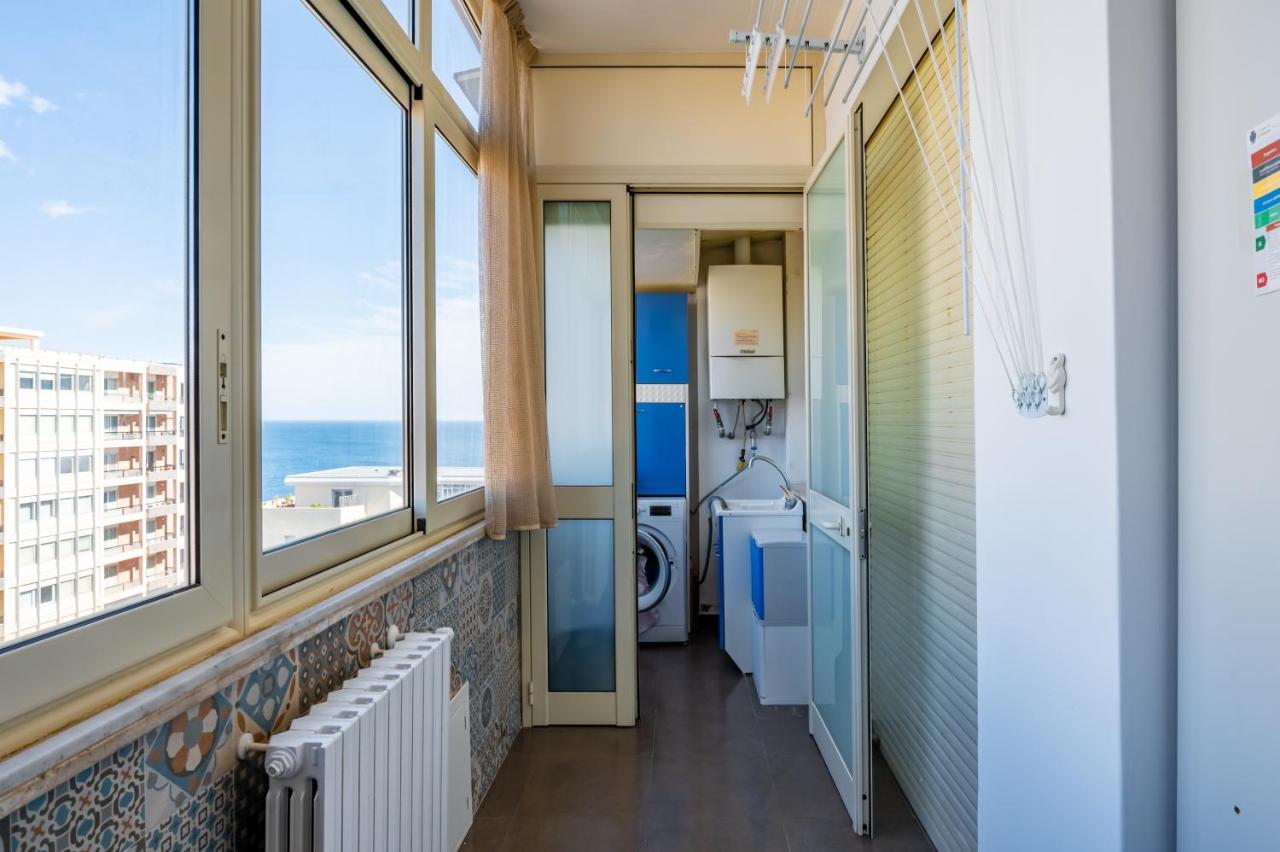 Catania Seaview Apartment With Balcony Buitenkant foto